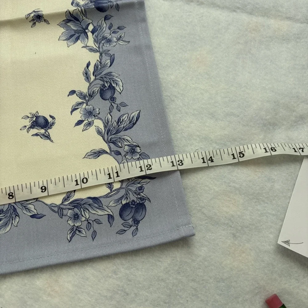 WEDGWOOD Placemat Floral Fruit Border Cotton Blue Cream Traditional 17x13